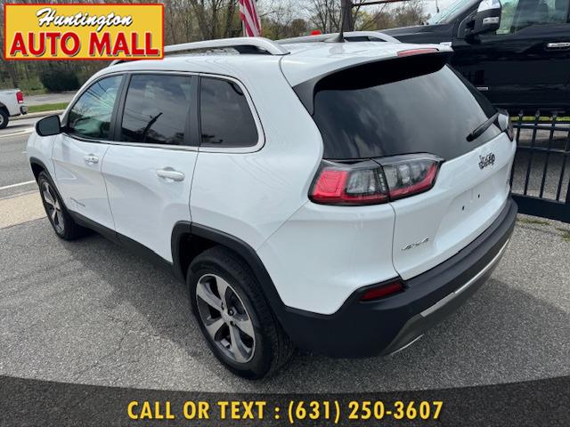 Used 2019 Jeep Cherokee in Huntington Station, New York | Huntington Auto Mall. Huntington Station, New York