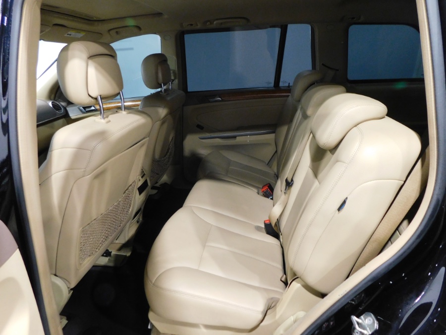 2009 Mercedes-Benz GL-Class 4MATIC 4dr 4.6L, available for sale in Lodi, New Jersey | Soliman Motors. Lodi, New Jersey 2009 Mercedes-Benz GL-Class 4MATIC 4dr 4.6L, available for sale in Lodi, New Jersey | Soliman Motors. Lodi, New Jersey