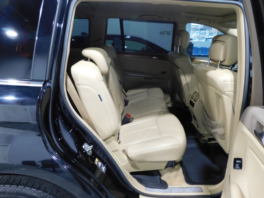 2009 Mercedes-Benz GL-Class 4MATIC 4dr 4.6L, available for sale in Lodi, New Jersey | Soliman Motors. Lodi, New Jersey 2009 Mercedes-Benz GL-Class 4MATIC 4dr 4.6L, available for sale in Lodi, New Jersey | Soliman Motors. Lodi, New Jersey