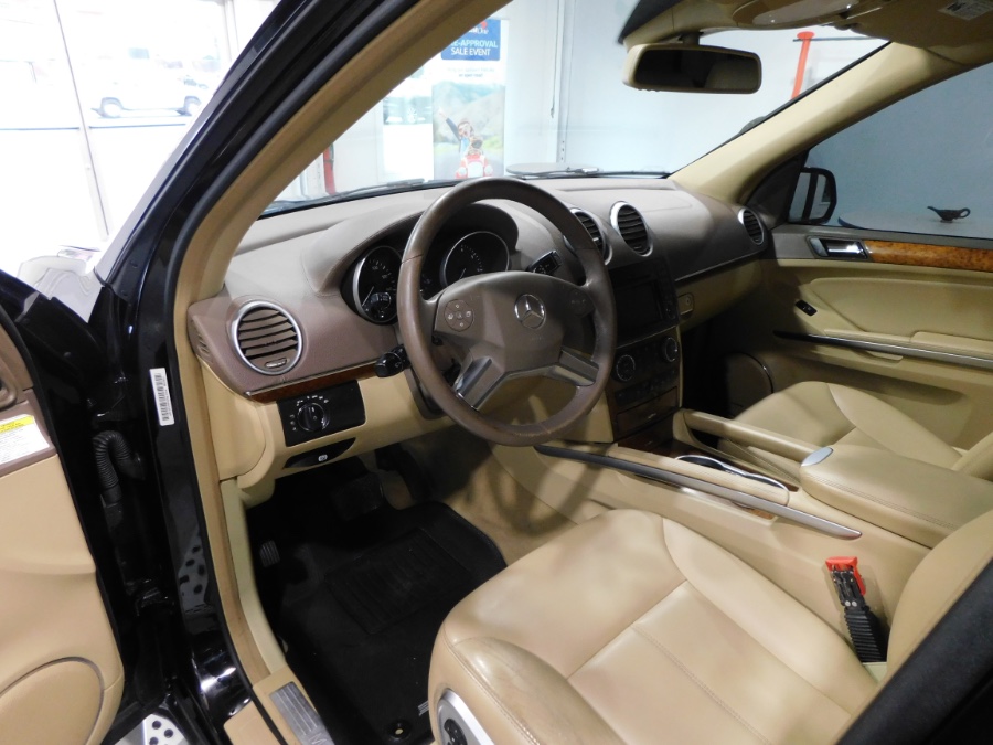 2009 Mercedes-Benz GL-Class 4MATIC 4dr 4.6L, available for sale in Lodi, New Jersey | Soliman Motors. Lodi, New Jersey 2009 Mercedes-Benz GL-Class 4MATIC 4dr 4.6L, available for sale in Lodi, New Jersey | Soliman Motors. Lodi, New Jersey