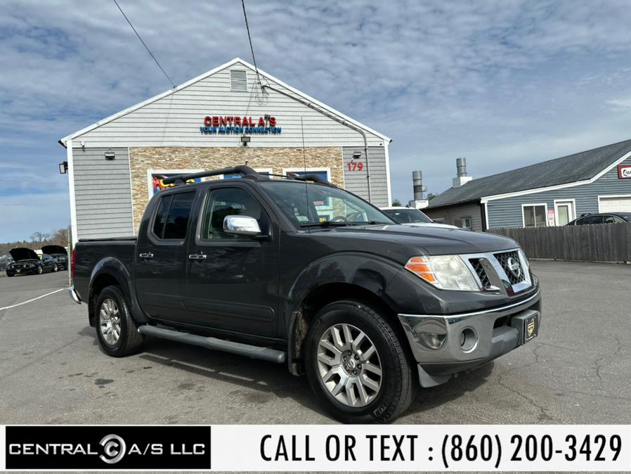 2010 Nissan Frontier 4WD Crew Cab SWB Auto LE, available for sale in East Windsor, Connecticut | Central A/S LLC. East Windsor, Connecticut