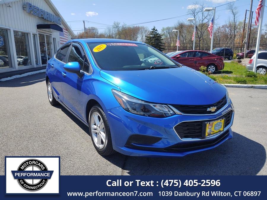 Used 2017 Chevrolet Cruze in Wilton, Connecticut | Performance Motor Cars Of Connecticut LLC. Wilton, Connecticut
