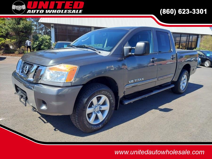 2008 Nissan Titan 4WD Crew Cab SWB SE, available for sale in East Windsor, Connecticut | United Auto Sales of E Windsor, Inc. East Windsor, Connecticut