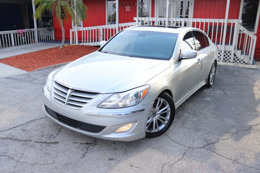 Used 2012 Hyundai Genesis in Altamonte Springs, Florida | CarX Club Corporation. Altamonte Springs, Florida