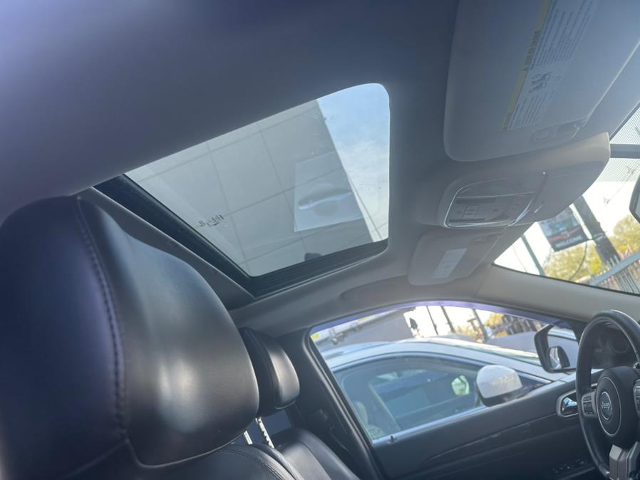 2013 Jeep Grand Cherokee 4WD 4dr Laredo Altitude *Ltd Avail*, available for sale in Jersey City, New Jersey | Car Valley Group. Jersey City, New Jersey 2013 Jeep Grand Cherokee 4WD 4dr Laredo Altitude *Ltd Avail*, available for sale in Jersey City, New Jersey | Car Valley Group. Jersey City, New Jersey