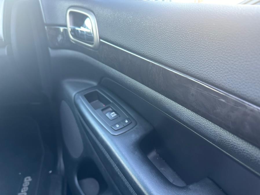 2013 Jeep Grand Cherokee 4WD 4dr Laredo Altitude *Ltd Avail*, available for sale in Jersey City, New Jersey | Car Valley Group. Jersey City, New Jersey 2013 Jeep Grand Cherokee 4WD 4dr Laredo Altitude *Ltd Avail*, available for sale in Jersey City, New Jersey | Car Valley Group. Jersey City, New Jersey