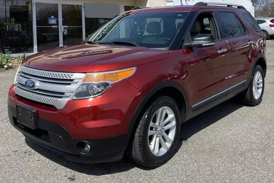 Used 2014 Ford Explorer in Online only, Connecticut | CEO DADDY AUTO. Online only, Connecticut