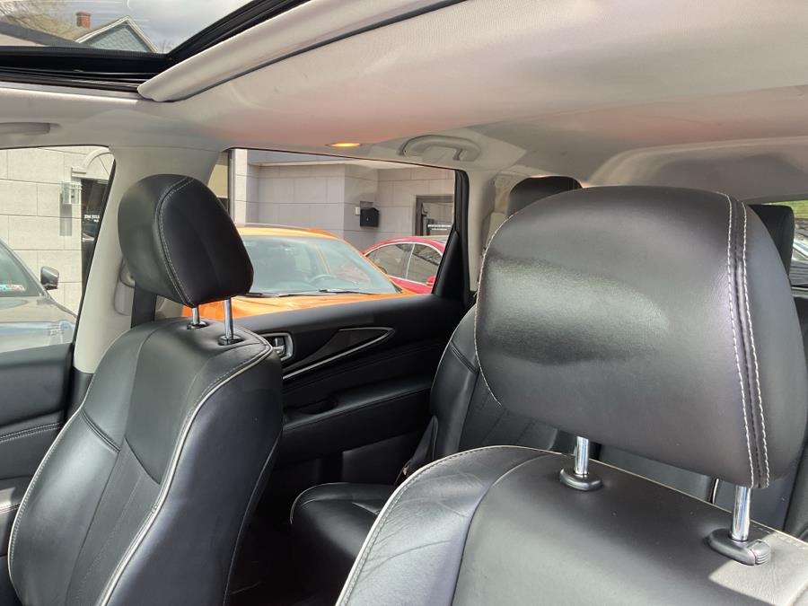2017 INFINITI QX60 AWD, available for sale in Waterbury, Connecticut | Jim Juliani Motors. Waterbury, Connecticut 2017 INFINITI QX60 AWD, available for sale in Waterbury, Connecticut | Jim Juliani Motors. Waterbury, Connecticut