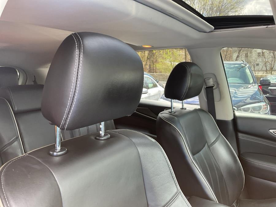 2017 INFINITI QX60 AWD, available for sale in Waterbury, Connecticut | Jim Juliani Motors. Waterbury, Connecticut 2017 INFINITI QX60 AWD, available for sale in Waterbury, Connecticut | Jim Juliani Motors. Waterbury, Connecticut