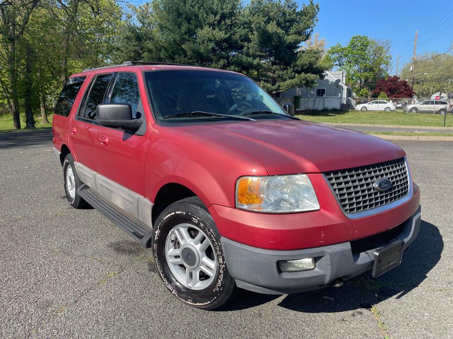 Used 2003 Ford Expedition in Plainfield, New Jersey | Lux Auto Sales of NJ. Plainfield, New Jersey