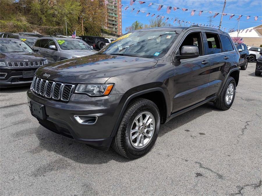 Used 2020 Jeep Grand Cherokee in White Plains, New York | Apex Westchester Used Vehicles. White Plains, New York