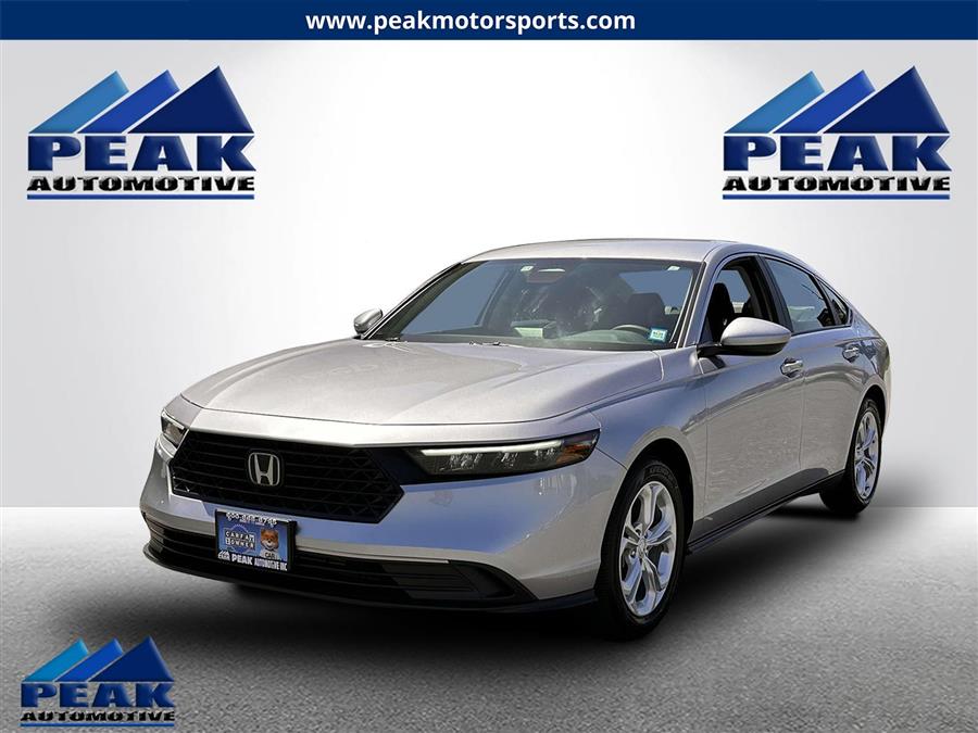 Used 2023 Honda Accord Sedan in Bayshore, New York | Peak Automotive Inc.. Bayshore, New York