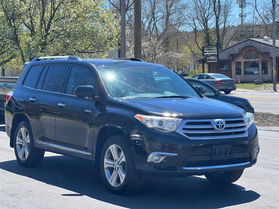 2013 Toyota Highlander 4WD 4dr V6  Limited (Natl), available for sale in Canton, Connecticut | Lava Motors 2 Inc. Canton, Connecticut