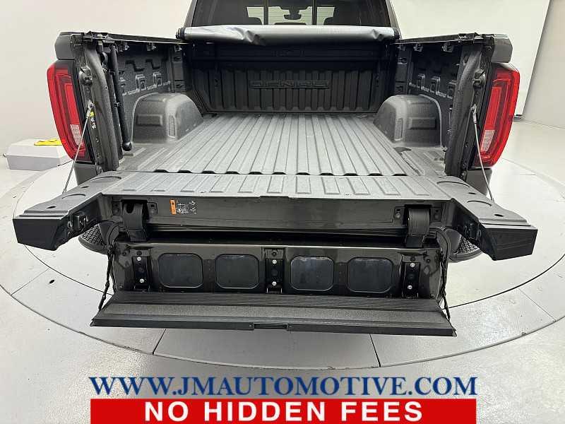 2019 GMC Sierra 1500 Denali 4WD Crew Cab 147, available for sale in Naugatuck, Connecticut | J&M Automotive Sls&Svc LLC. Naugatuck, Connecticut 2019 GMC Sierra 1500 Denali 4WD Crew Cab 147, available for sale in Naugatuck, Connecticut | J&M Automotive Sls&Svc LLC. Naugatuck, Connecticut