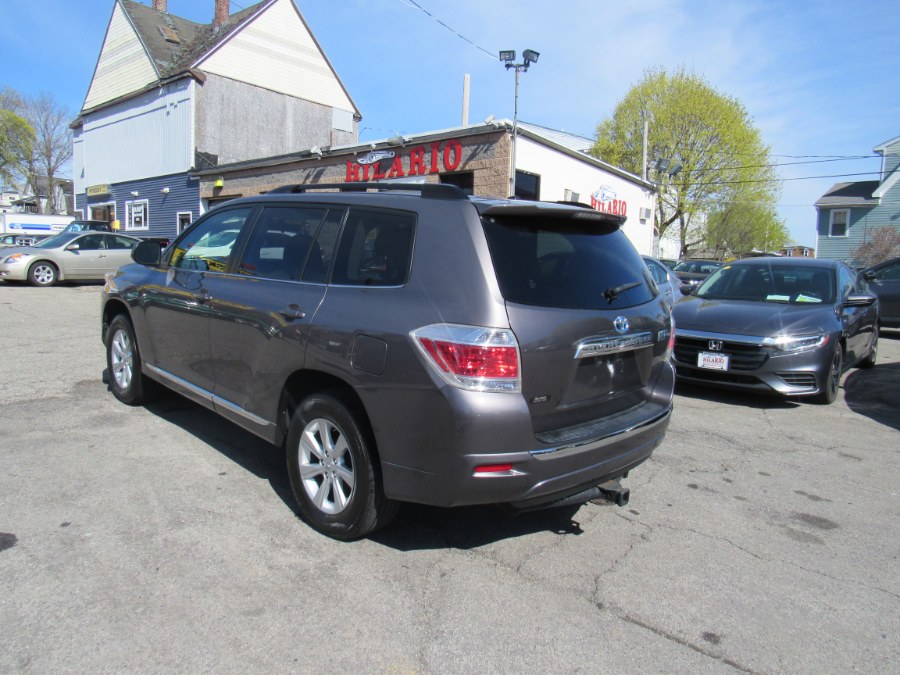 2013 Toyota Highlander Hybrid Base, available for sale in Worcester, Massachusetts | Hilario's Auto Sales Inc.. Worcester, Massachusetts 2013 Toyota Highlander Hybrid Base, available for sale in Worcester, Massachusetts | Hilario's Auto Sales Inc.. Worcester, Massachusetts