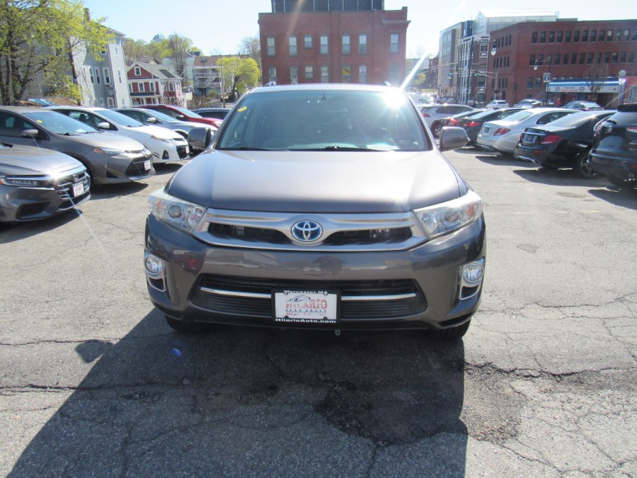 2013 Toyota Highlander Hybrid Base, available for sale in Worcester, Massachusetts | Hilario's Auto Sales Inc.. Worcester, Massachusetts 2013 Toyota Highlander Hybrid Base, available for sale in Worcester, Massachusetts | Hilario's Auto Sales Inc.. Worcester, Massachusetts