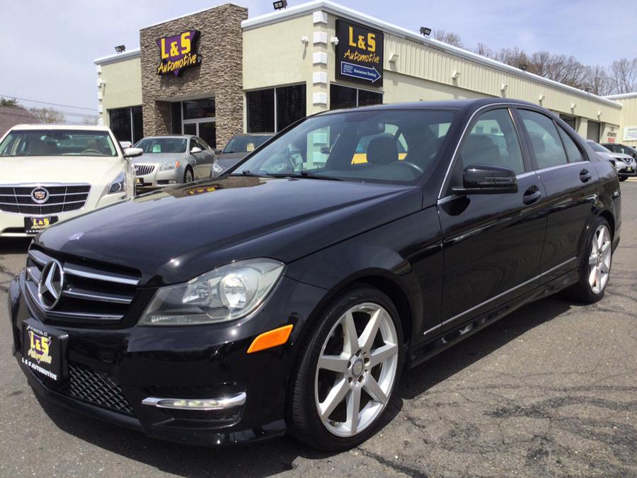 2014 Mercedes-Benz C-Class 4dr Sdn C 300 Luxury 4MATIC, available for sale in Plantsville, Connecticut | L&S Automotive LLC. Plantsville, Connecticut