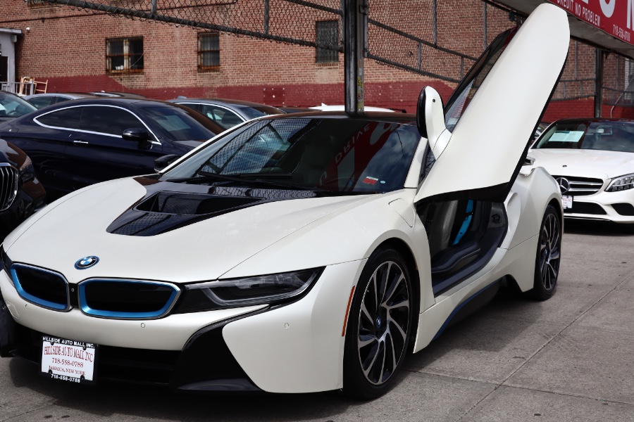 Used 2015 BMW i8 in Jamaica, New York | Hillside Auto Mall Inc.. Jamaica, New York