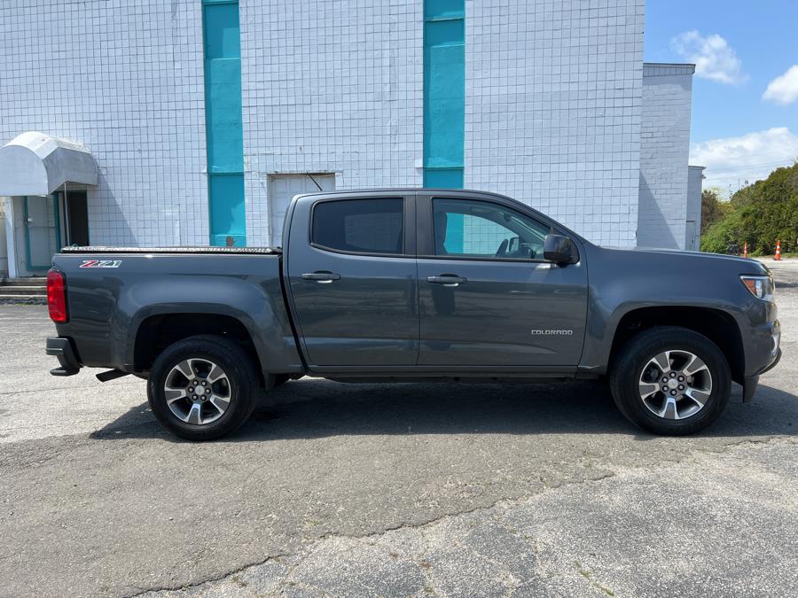 2017 Chevrolet Colorado 4WD Crew Cab 128.3" Z71, available for sale in Milford, Connecticut | Dealertown Auto Wholesalers. Milford, Connecticut