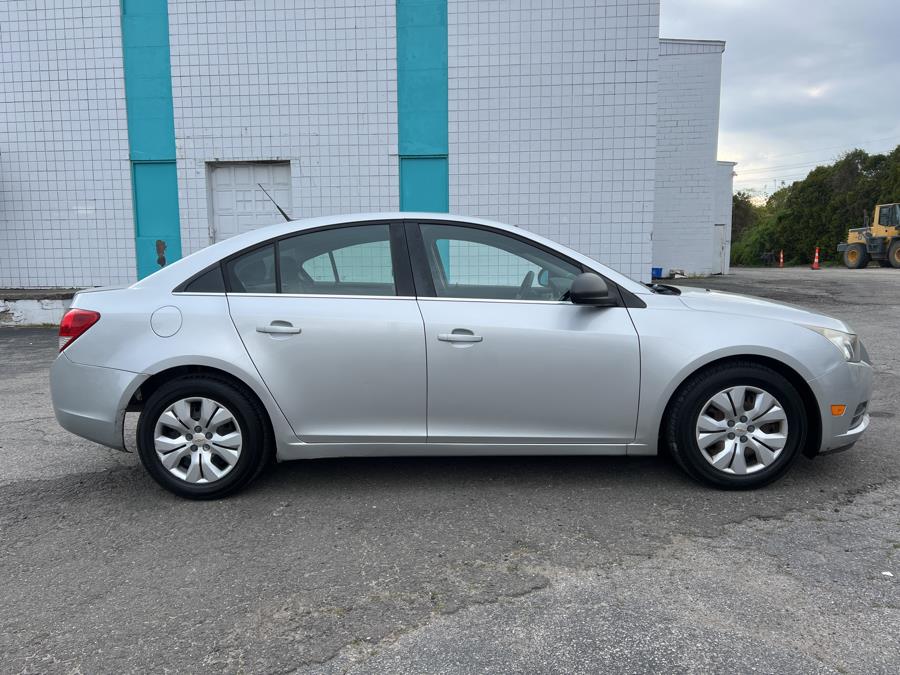 Used 2012 Chevrolet Cruze in Milford, Connecticut | Dealertown Auto Wholesalers. Milford, Connecticut