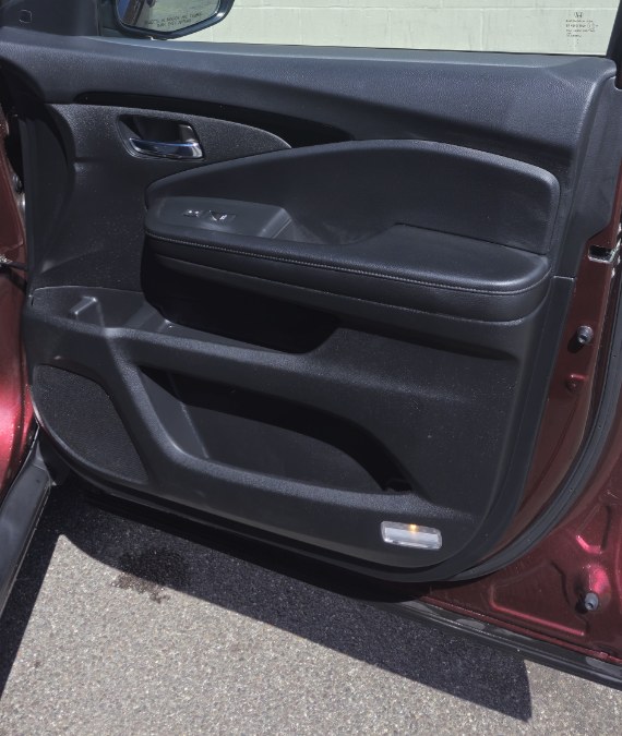 2021 Honda Passport Touring AWD, available for sale in Clinton, Connecticut | M&M Motors International. Clinton, Connecticut 2021 Honda Passport Touring AWD, available for sale in Clinton, Connecticut | M&M Motors International. Clinton, Connecticut