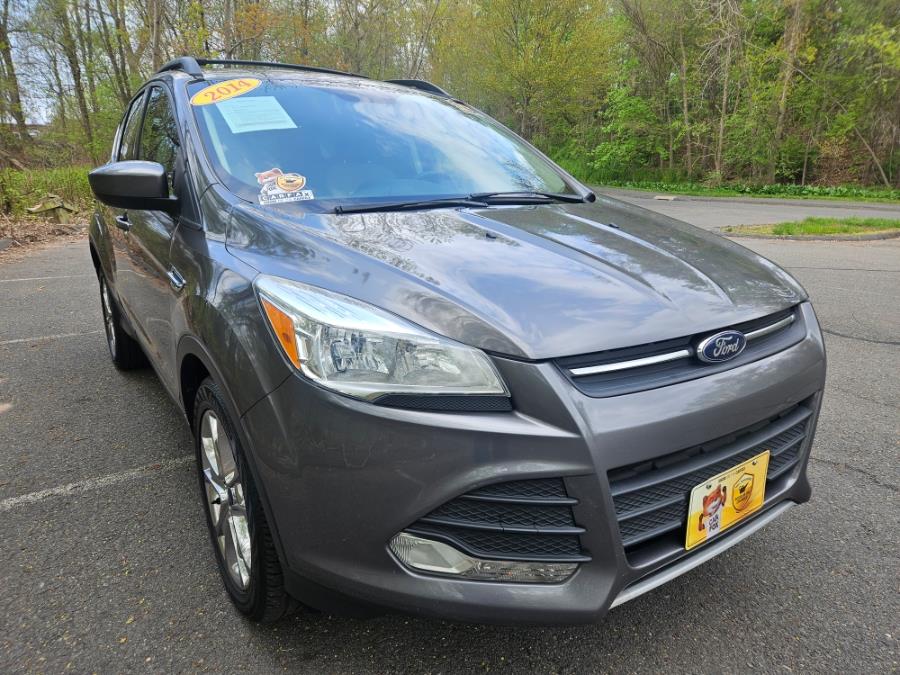 2014 Ford Escape 4WD 4dr SE, available for sale in New Britain, Connecticut | Supreme Automotive. New Britain, Connecticut