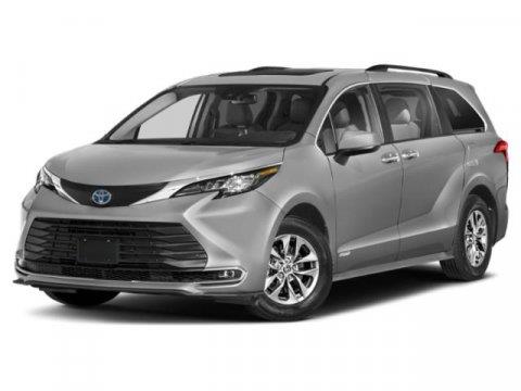 Used 2023 Toyota Sienna in Eastchester, New York | Eastchester Certified Motors. Eastchester, New York