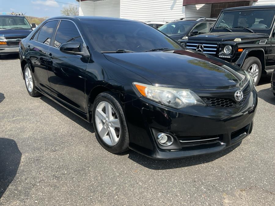 Used 2014 Toyota Camry in Waterbury, Connecticut | Jim Juliani Motors. Waterbury, Connecticut