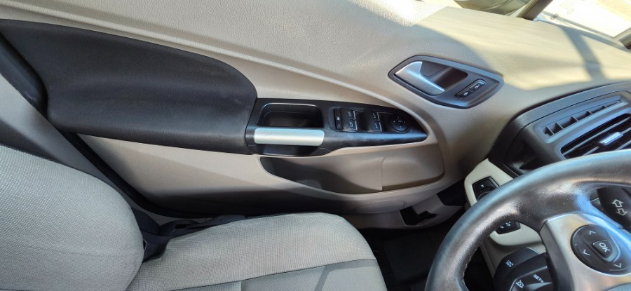 2016 Ford Transit Connect Wagon 4dr Wgn LWB Titanium w/Rear Liftgate, available for sale in Clinton, Connecticut | M&M Motors International. Clinton, Connecticut 2016 Ford Transit Connect Wagon 4dr Wgn LWB Titanium w/Rear Liftgate, available for sale in Clinton, Connecticut | M&M Motors International. Clinton, Connecticut