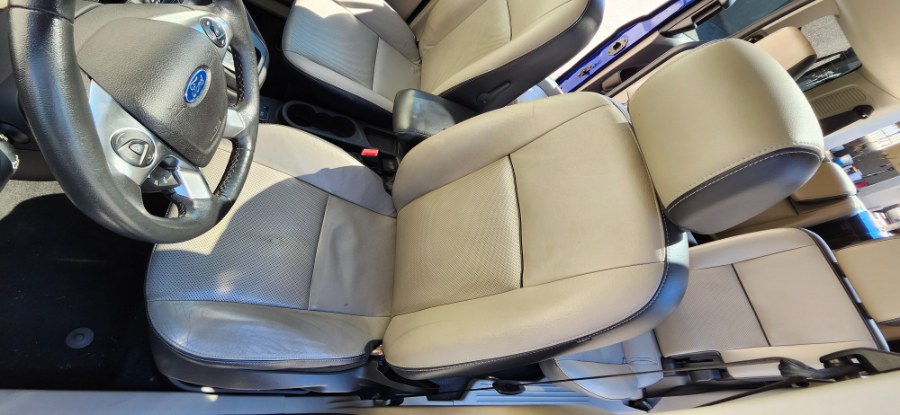 2016 Ford Transit Connect Wagon 4dr Wgn LWB Titanium w/Rear Liftgate, available for sale in Clinton, Connecticut | M&M Motors International. Clinton, Connecticut 2016 Ford Transit Connect Wagon 4dr Wgn LWB Titanium w/Rear Liftgate, available for sale in Clinton, Connecticut | M&M Motors International. Clinton, Connecticut