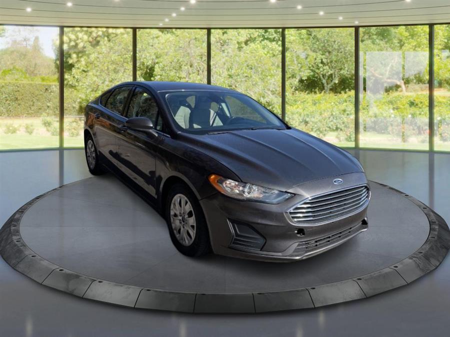 Used 2019 Ford Fusion in Yonkers, New York | Automax of Yonkers LLC.. Yonkers, New York