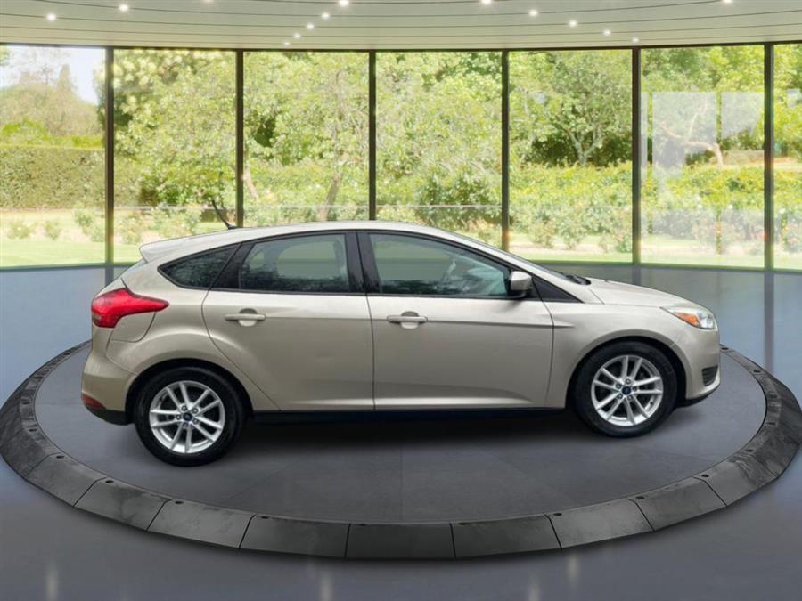 2018 Ford Focus SE Hatch, available for sale in Yonkers, New York | Automax of Yonkers LLC.. Yonkers, New York