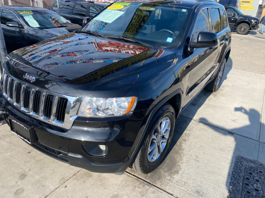 Used 2012 Jeep Grand Cherokee in Middle Village, New York | Middle Village Motors . Middle Village, New York
