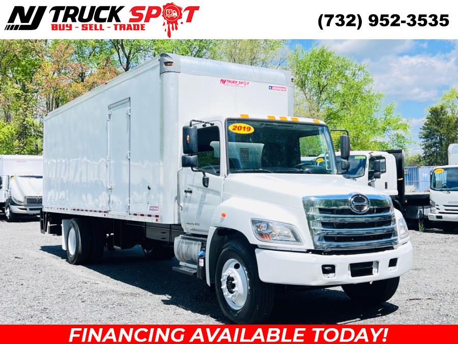 2019 Hino 268A 26 FEET DRY BOX + SIDE DOOR + LIFT GATE + NO CDL, available for sale in South Amboy, New Jersey | NJ Truck Spot. South Amboy, New Jersey