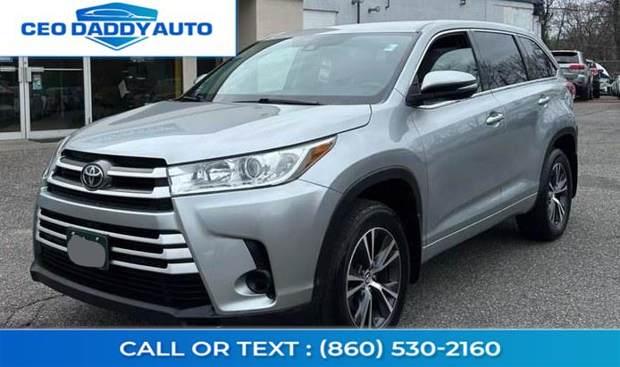 Used 2017 Toyota Highlander in Online only, Connecticut | CEO DADDY AUTO. Online only, Connecticut
