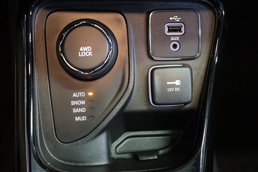 2018 Jeep Compass LIMITED, available for sale in Paterson, New Jersey | Fast Track Motors. Paterson, New Jersey 2018 Jeep Compass LIMITED, available for sale in Paterson, New Jersey | Fast Track Motors. Paterson, New Jersey