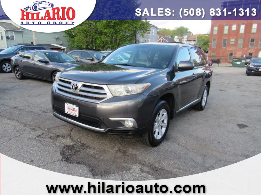 2012 Toyota Highlander SE, available for sale in Worcester, Massachusetts | Hilario's Auto Sales Inc.. Worcester, Massachusetts