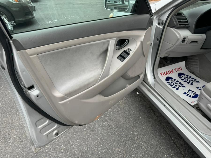 2009 Toyota Camry 4dr Sdn I4 Auto LE, available for sale in Revere, Massachusetts | Wonderland Auto. Revere, Massachusetts 2009 Toyota Camry 4dr Sdn I4 Auto LE, available for sale in Revere, Massachusetts | Wonderland Auto. Revere, Massachusetts