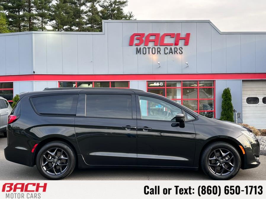 Used 2019 Chrysler Pacifica in Canton , Connecticut | Bach Motor Cars. Canton , Connecticut