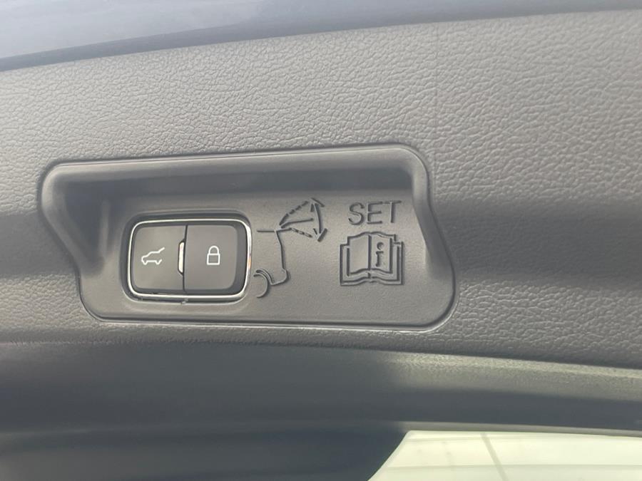 2020 Ford Explorer XLT 4WD, available for sale in Irvington , New Jersey | Auto Haus of Irvington Corp. Irvington , New Jersey 2020 Ford Explorer XLT 4WD, available for sale in Irvington , New Jersey | Auto Haus of Irvington Corp. Irvington , New Jersey