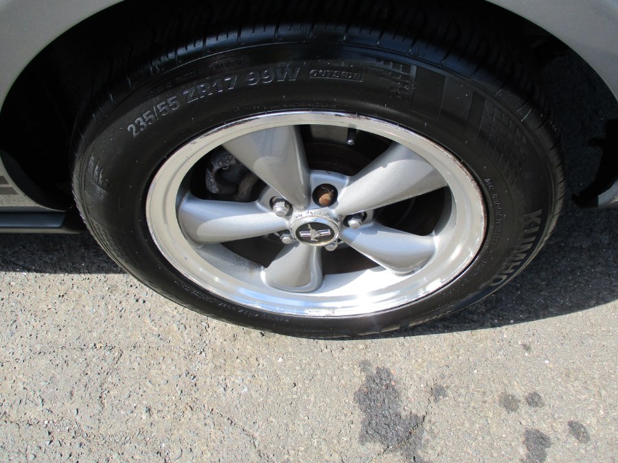 2006 Ford Mustang Premium V6, available for sale in Meriden, Connecticut | Cos Central Auto. Meriden, Connecticut 2006 Ford Mustang Premium V6, available for sale in Meriden, Connecticut | Cos Central Auto. Meriden, Connecticut