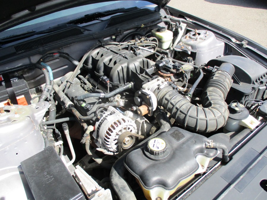 2006 Ford Mustang Premium V6, available for sale in Meriden, Connecticut | Cos Central Auto. Meriden, Connecticut 2006 Ford Mustang Premium V6, available for sale in Meriden, Connecticut | Cos Central Auto. Meriden, Connecticut