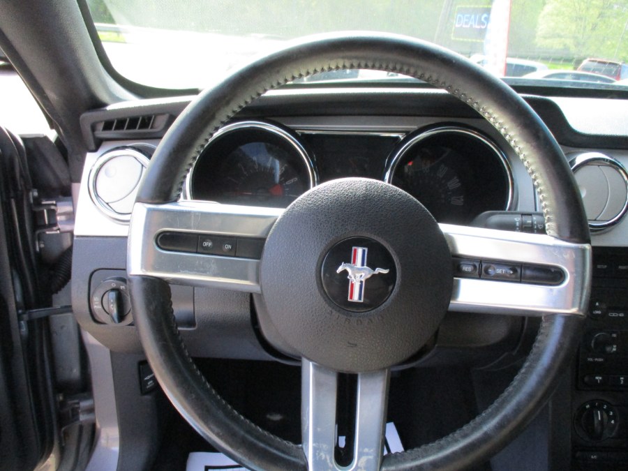 2006 Ford Mustang Premium V6, available for sale in Meriden, Connecticut | Cos Central Auto. Meriden, Connecticut 2006 Ford Mustang Premium V6, available for sale in Meriden, Connecticut | Cos Central Auto. Meriden, Connecticut