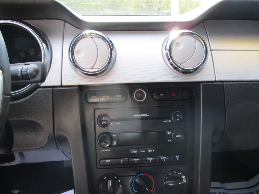 2006 Ford Mustang Premium V6, available for sale in Meriden, Connecticut | Cos Central Auto. Meriden, Connecticut 2006 Ford Mustang Premium V6, available for sale in Meriden, Connecticut | Cos Central Auto. Meriden, Connecticut