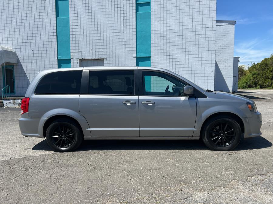 Used 2019 Dodge Grand Caravan in Milford, Connecticut | Dealertown Auto Wholesalers. Milford, Connecticut