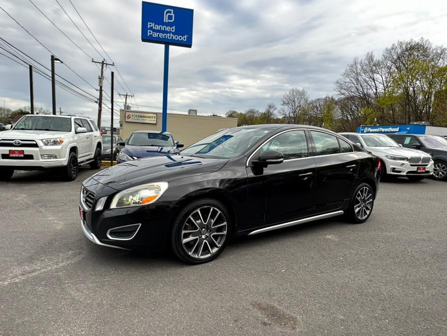 2011 Volvo S60 4dr Sdn w/Moonroof, available for sale in Waterbury, Connecticut | House of Cars LLC. Waterbury, Connecticut