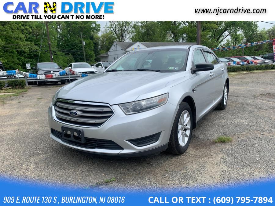 2013 Ford Taurus SE FWD, available for sale in Bordentown, New Jersey | Car N Drive. Bordentown, New Jersey