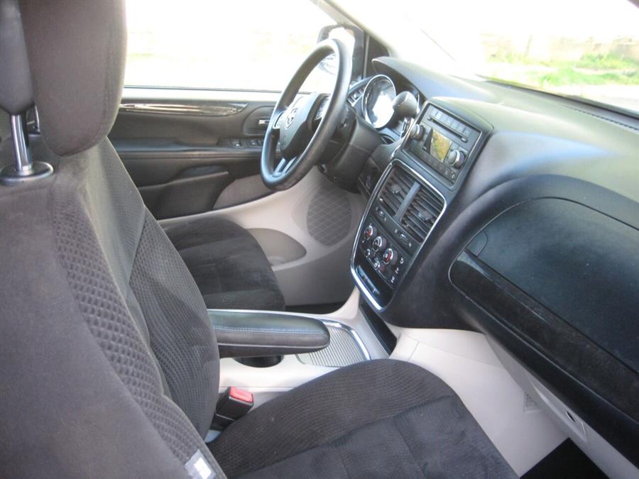 2016 Dodge Grand Caravan SXT 4dr Mini Van, available for sale in Massapequa, New York | Rite Choice Auto Inc.. Massapequa, New York 2016 Dodge Grand Caravan SXT 4dr Mini Van, available for sale in Massapequa, New York | Rite Choice Auto Inc.. Massapequa, New York