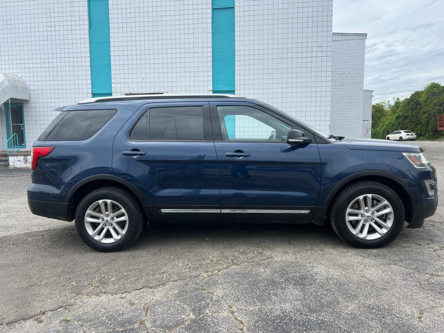 Used 2017 Ford Explorer in Milford, Connecticut | Dealertown Auto Wholesalers. Milford, Connecticut