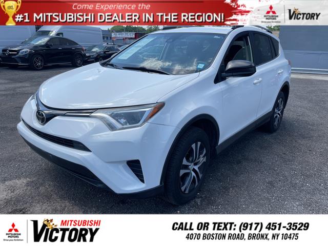 Used 2018 Toyota Rav4 in Bronx, New York | Victory Mitsubishi and Pre-Owned Super Center. Bronx, New York